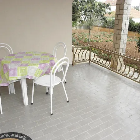 Ruzica Apartment *